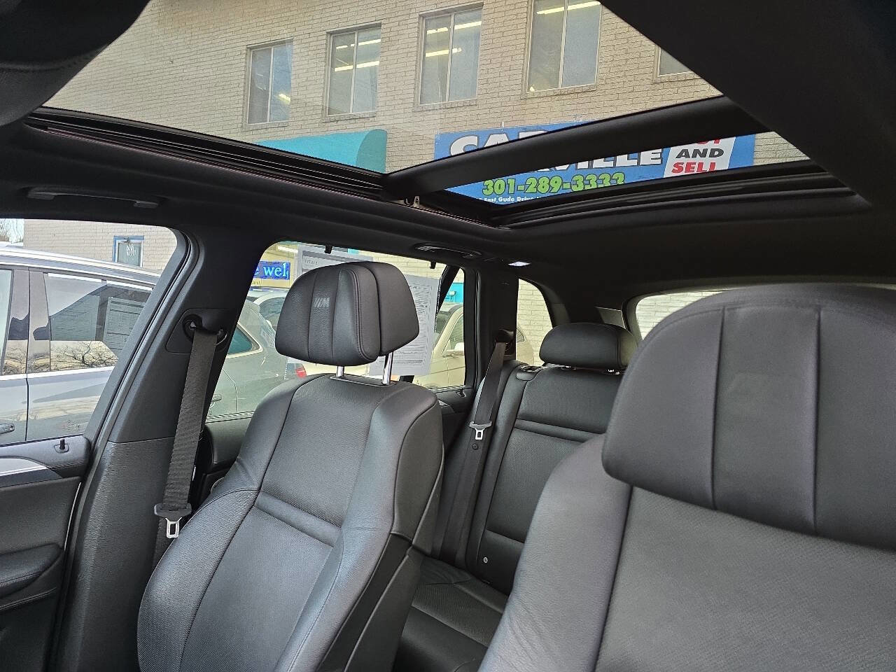 Used 2011 BMW X5 M image 37