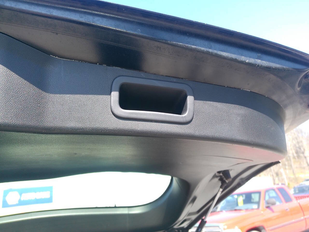 Used 2012 MAZDA MAZDA5 Sport FWD image 24