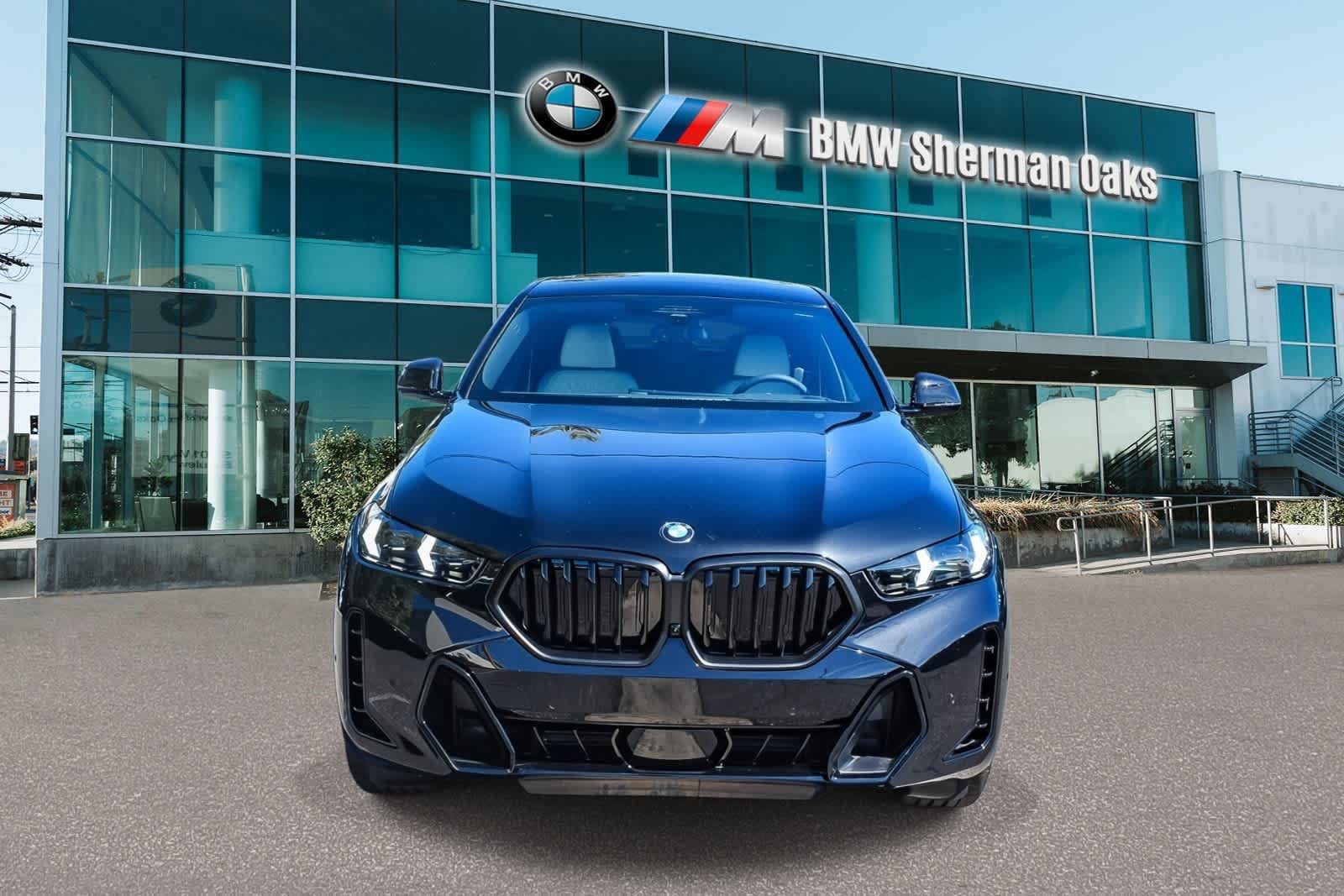 New 2026 BMW X6 xDrive40i AWD/4WD image 2