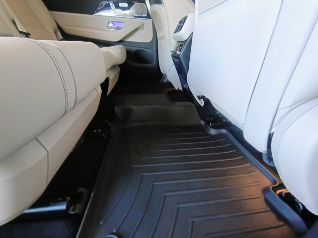 Used 2024 Mercedes-Benz GLS 580 4MATIC image 58