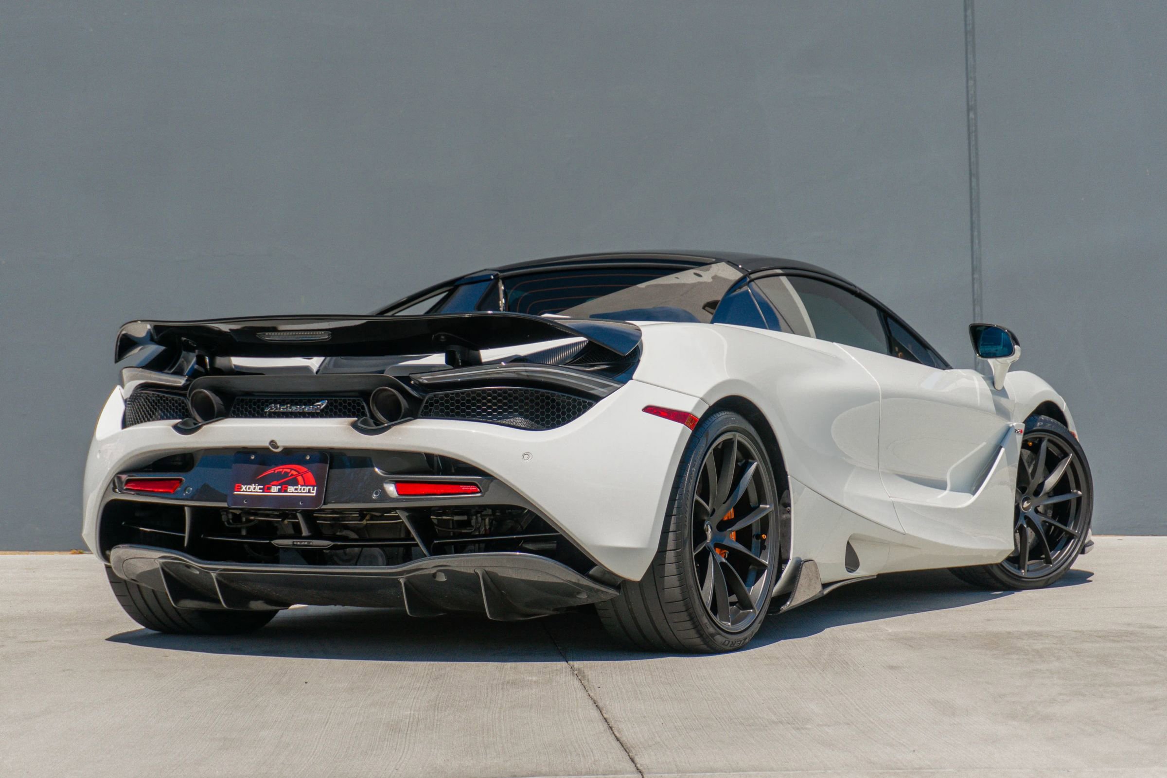 Used 2021 McLaren 720S Spider image 8