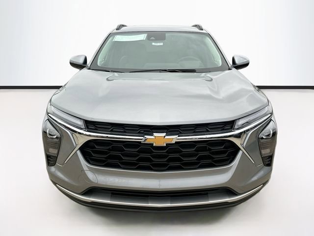 New 2026 Chevrolet Trax LT w/ Driver Confidence Package image 4