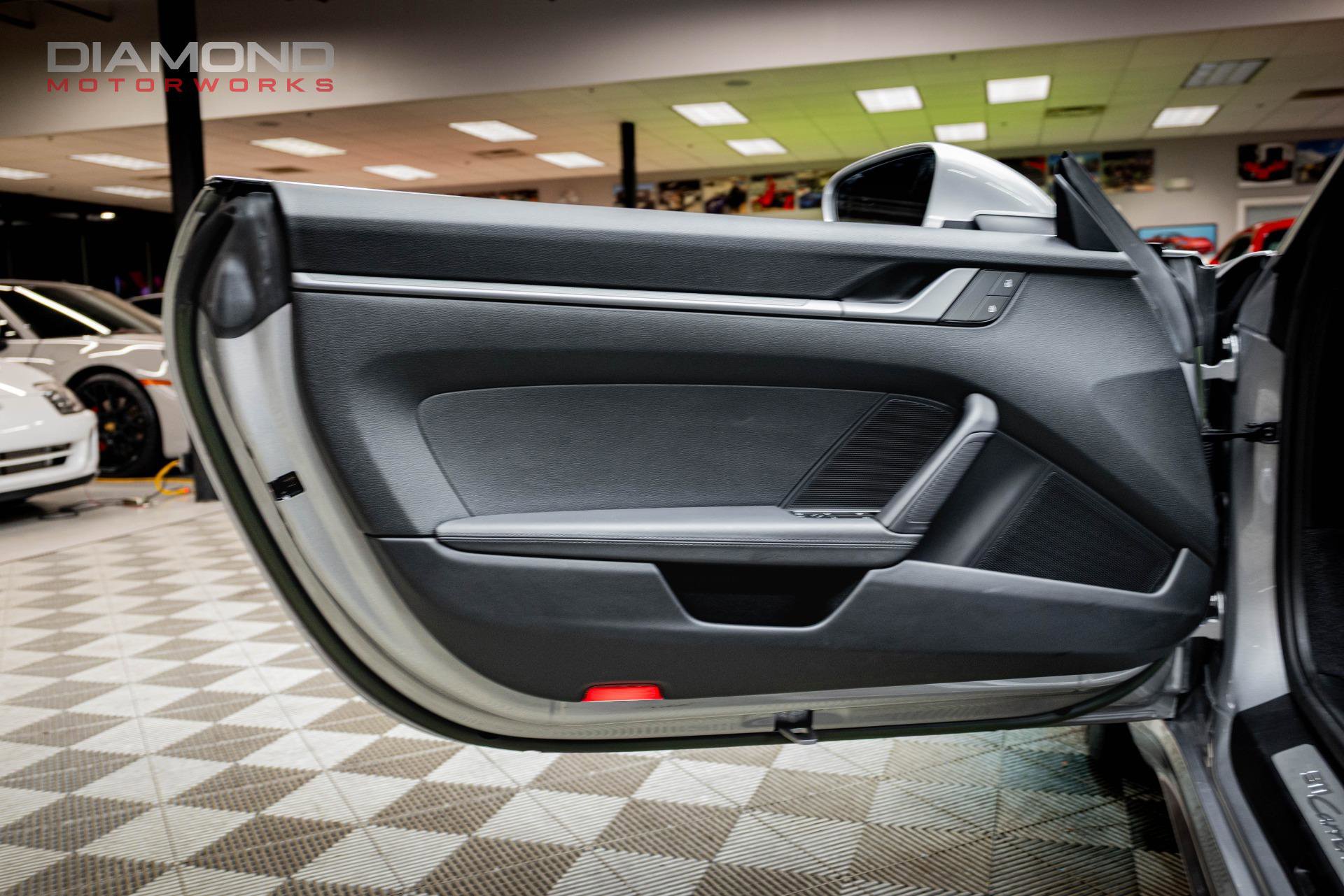 Used 2023 Porsche 911 Carrera 4S image 11