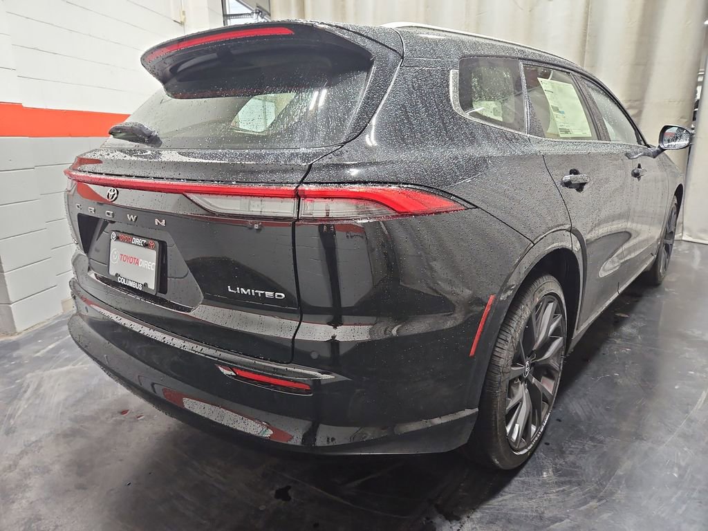 New 2025 Toyota Crown Signia image 9