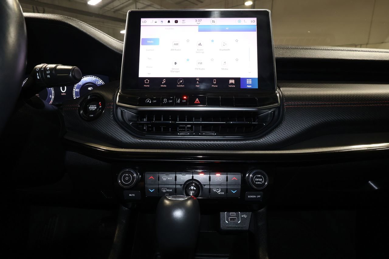 Used 2022 Jeep Compass Trailhawk w/ Trailhawk Elite Group image 18