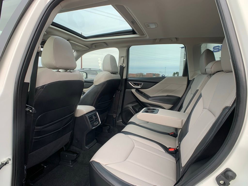 Used 2024 Subaru Forester Limited image 17