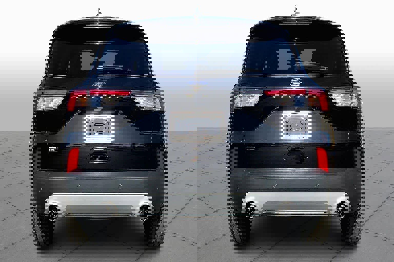 Used 2022 Ford Escape SEL w/ Technology Package image 4