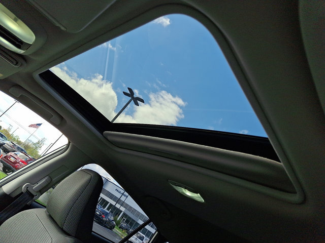 Certified 2024 Subaru Crosstrek 2.0i Premium image 16