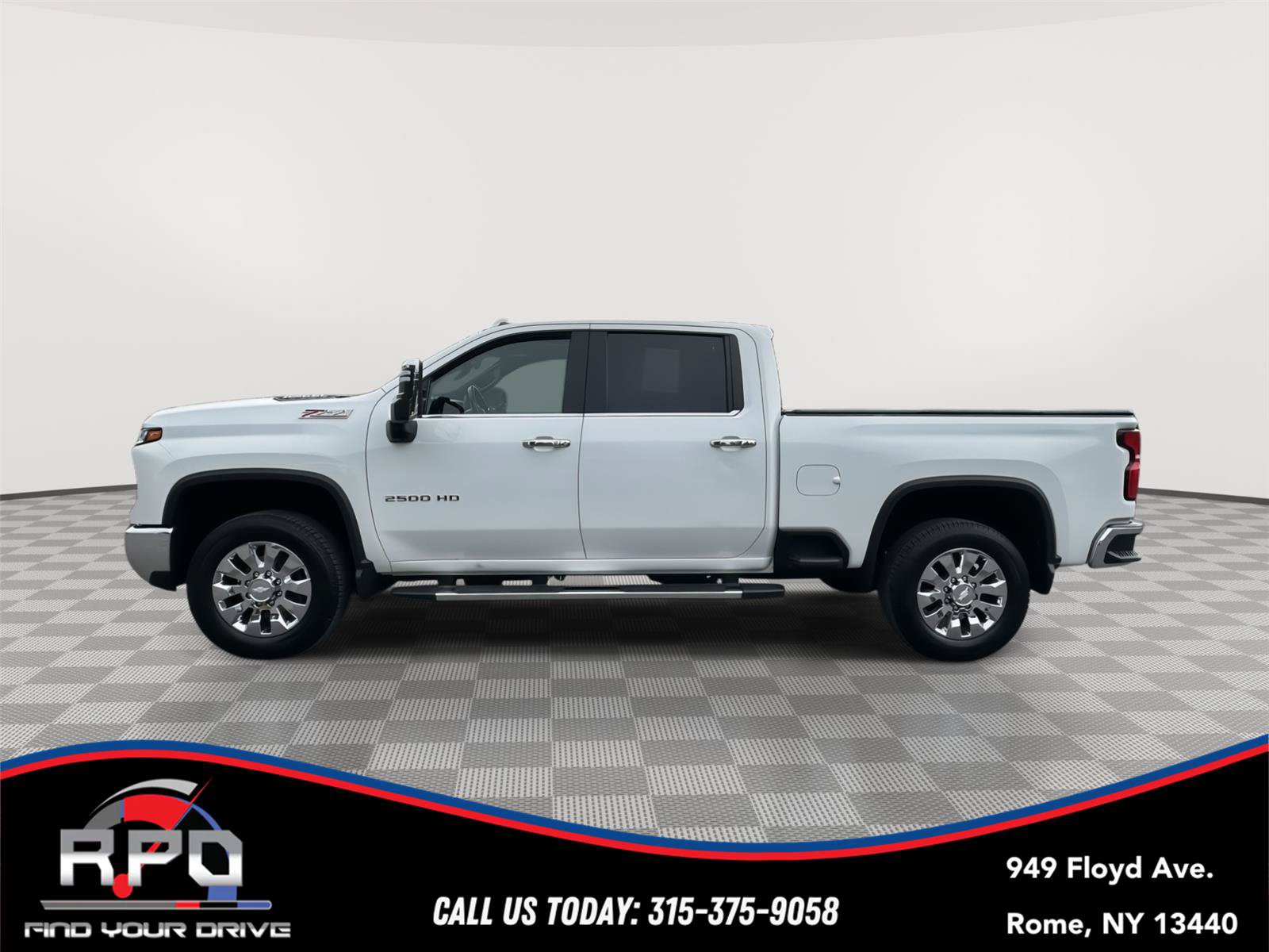 Used 2024 Chevrolet Silverado 2500 LTZ w/ LTZ Convenience Package AWD/4WD image 2
