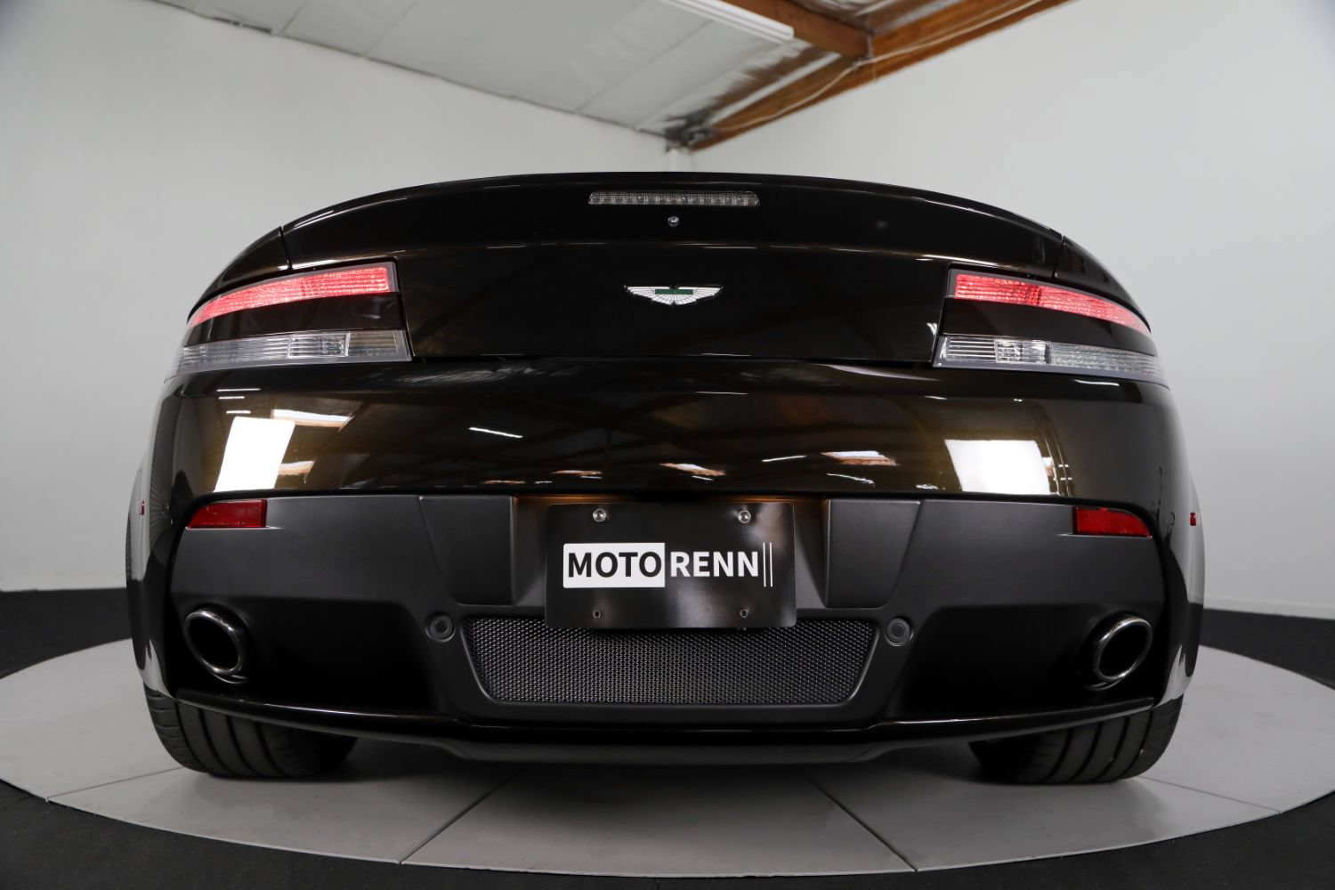 Used 2012 Aston Martin V8 Vantage N420 RWD image 24
