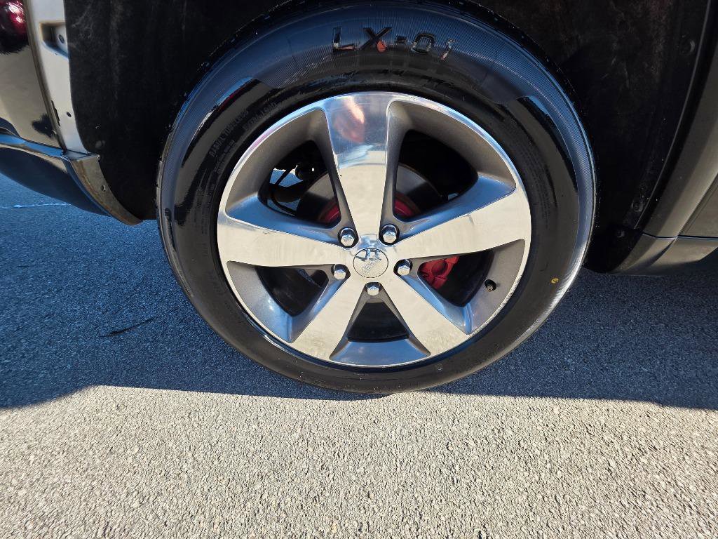 Used 2015 Jeep Grand Cherokee Overland w/ Advanced Technology Group image 21