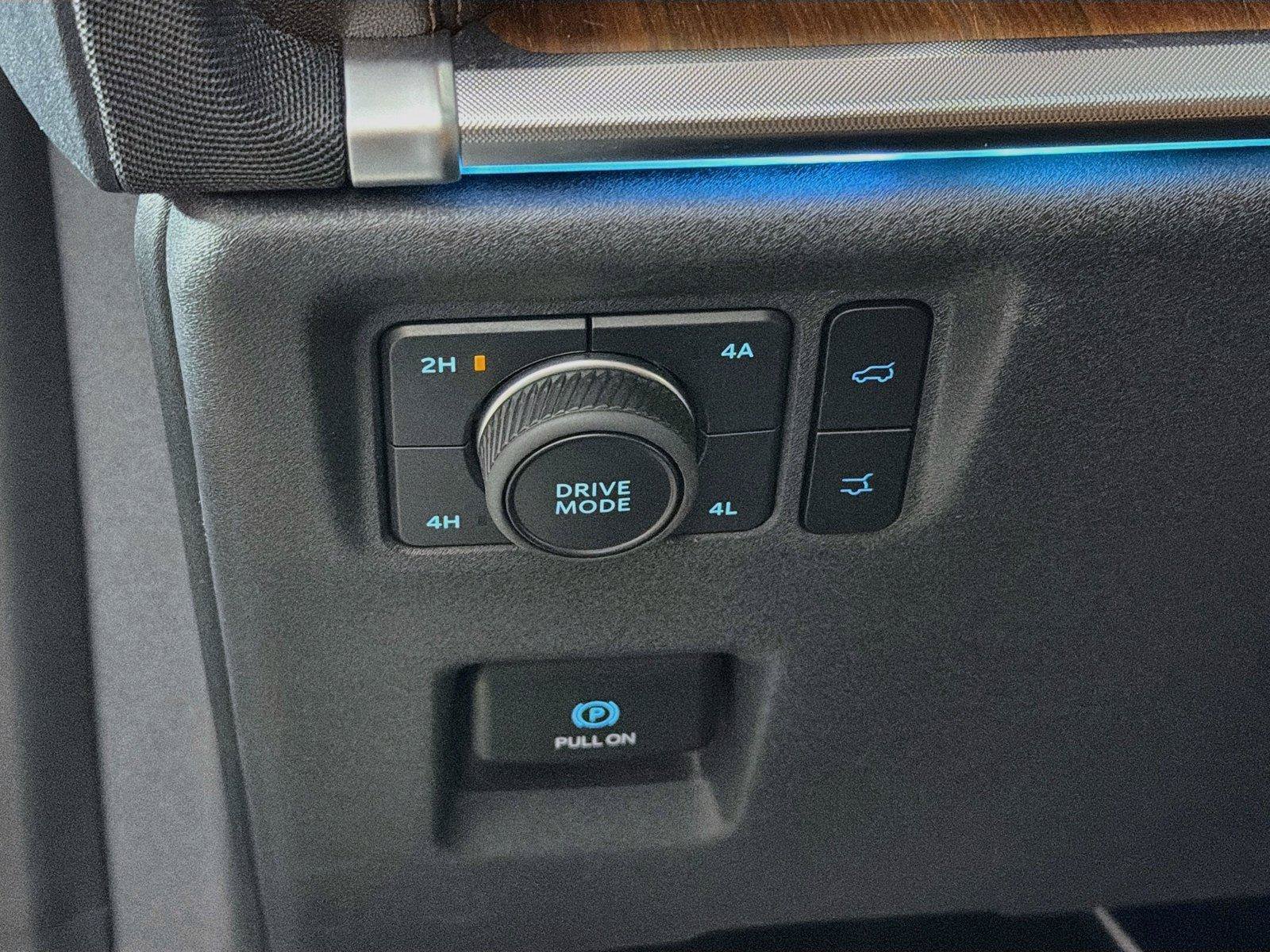 Used 2025 Ford Expedition King Ranch AWD/4WD image 17