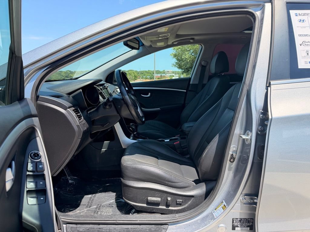 Used 2015 Hyundai Elantra GT w/ Option Group 03 FWD image 20