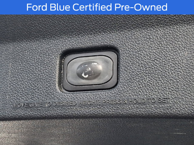 Used 2018 Ford Explorer XLT w/ Equipment Group 202A AWD/4WD image 36