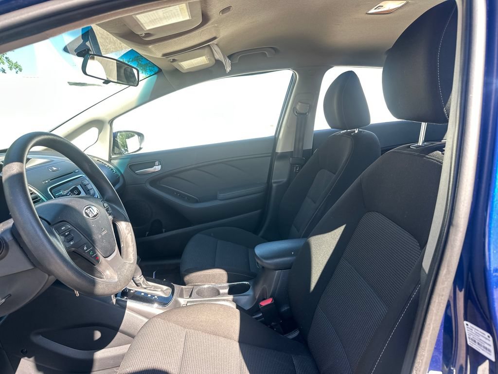 Used 2017 Kia Forte LX FWD image 8