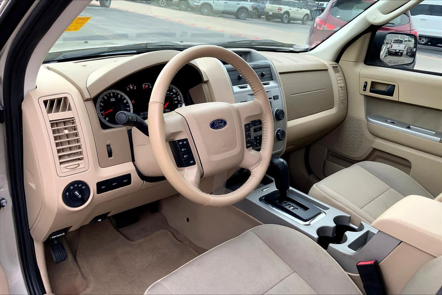 Used 2012 Ford Escape XLT FWD image 16