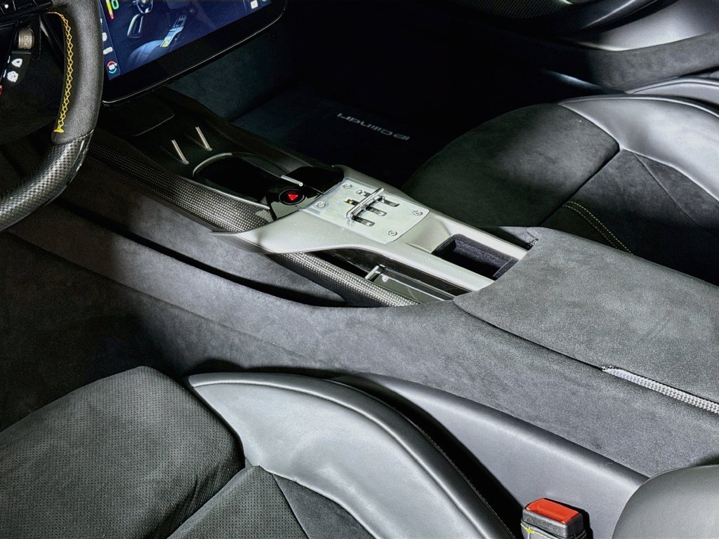 Certified 2026 Ferrari 12Cilindri RWD image 16