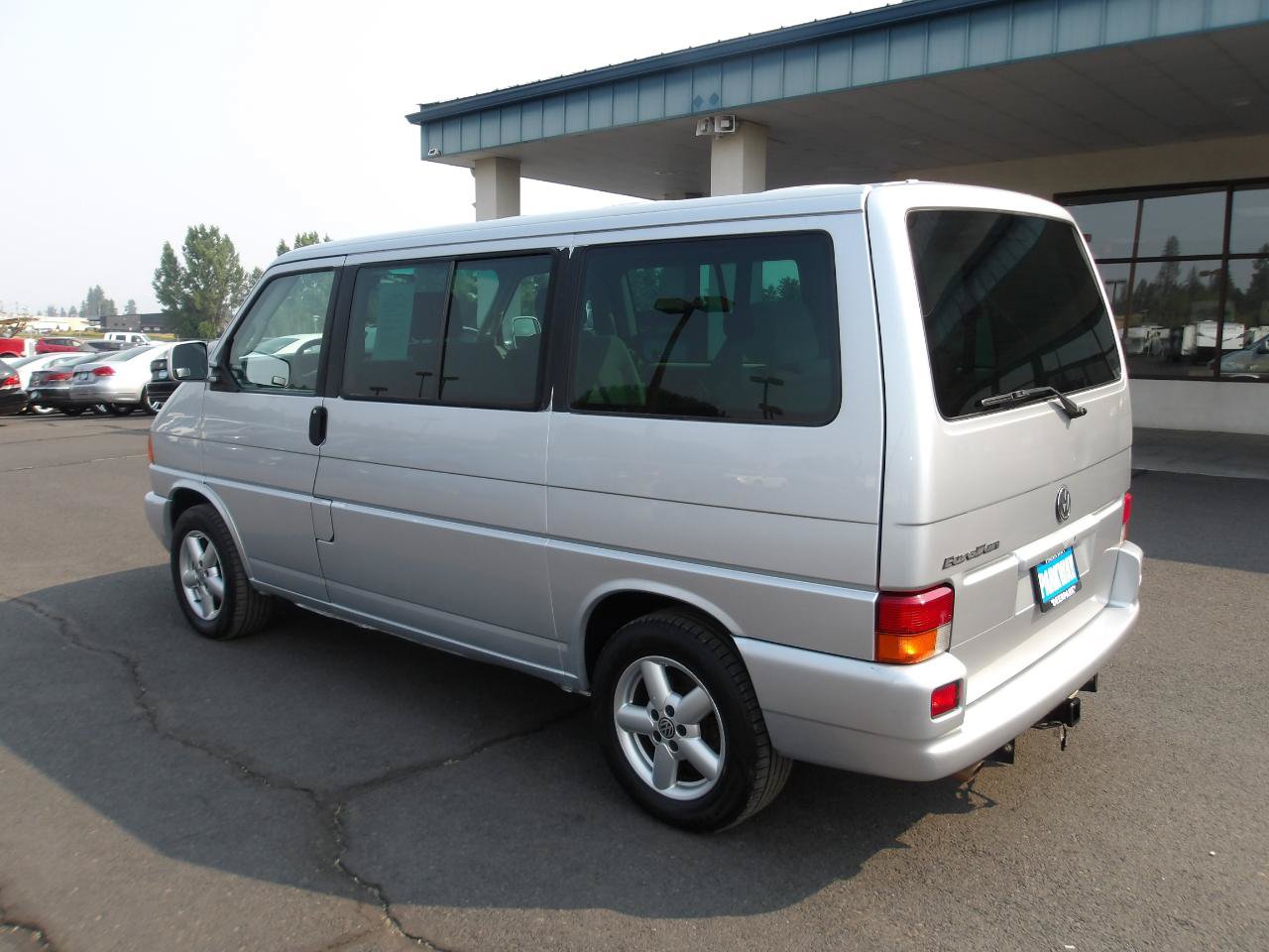 Used 2001 Volkswagen Eurovan FWD image 3