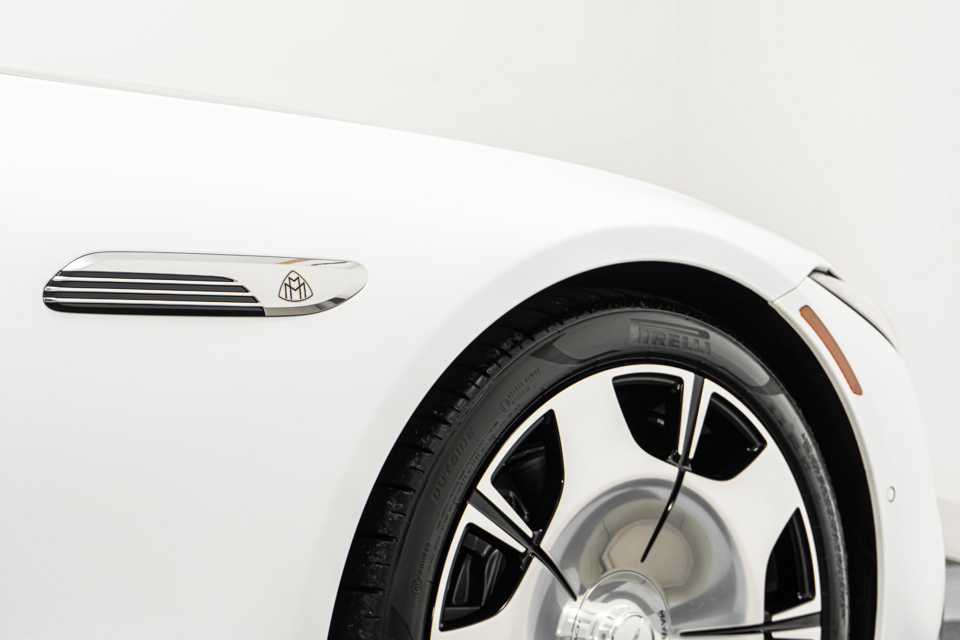Used 2026 Mercedes-Benz Maybach SL 680 image 47