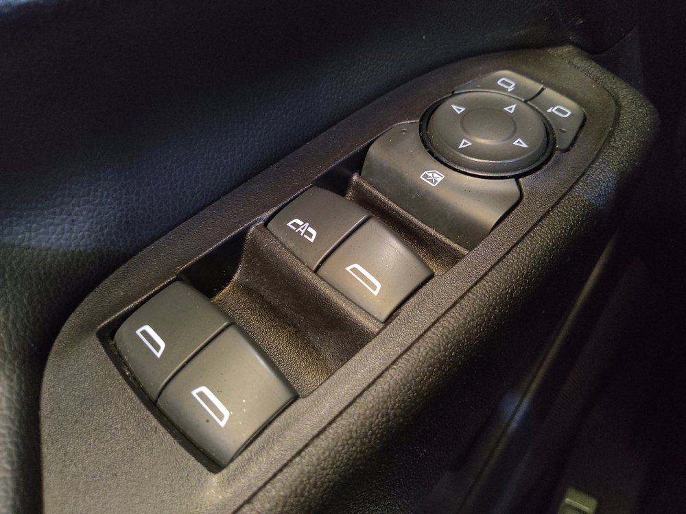 Used 2019 Chevrolet Equinox Premier FWD image 27