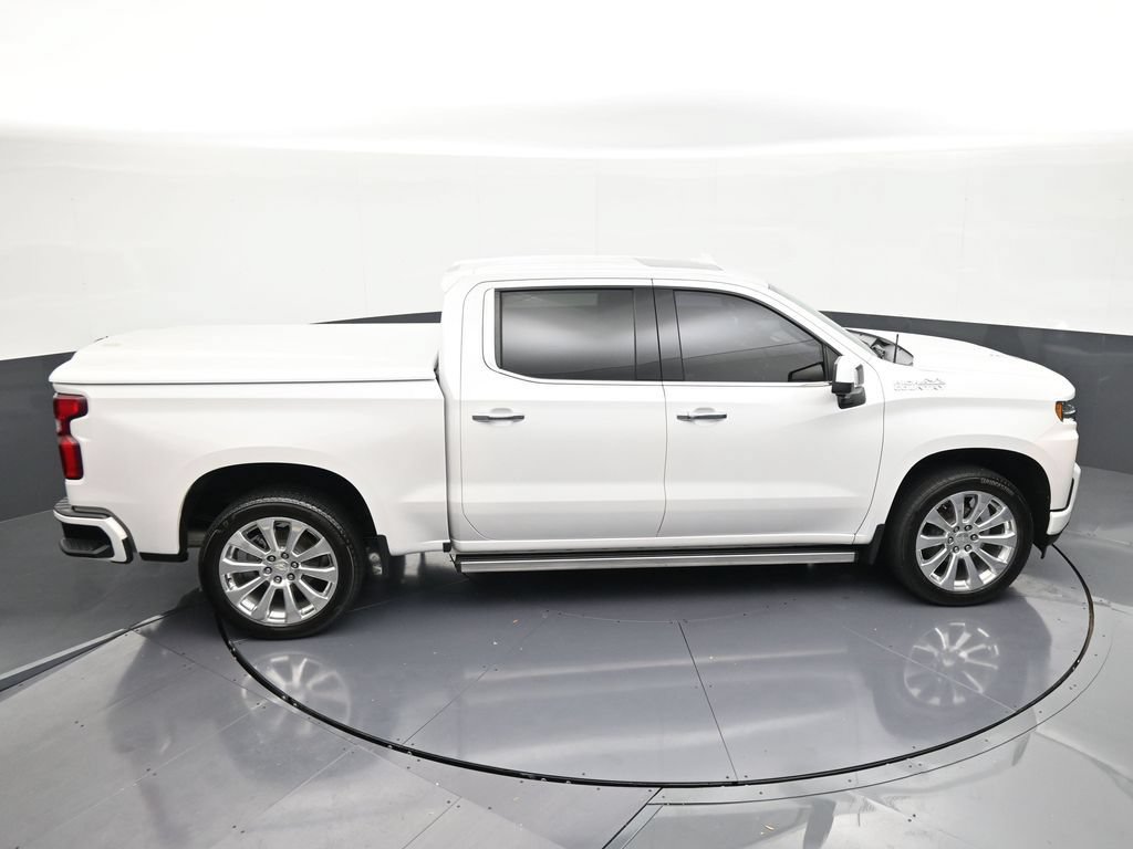 Used 2021 Chevrolet Silverado 1500 High Country w/ Technology Package AWD/4WD image 17