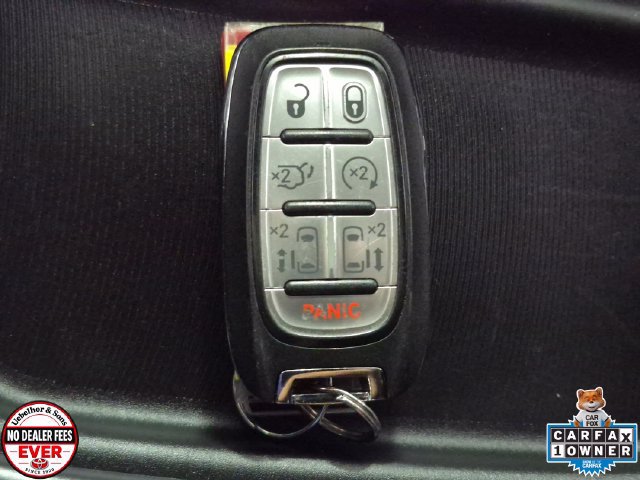 Used 2021 Chrysler Pacifica Touring w/ S Appearance Package FWD image 30