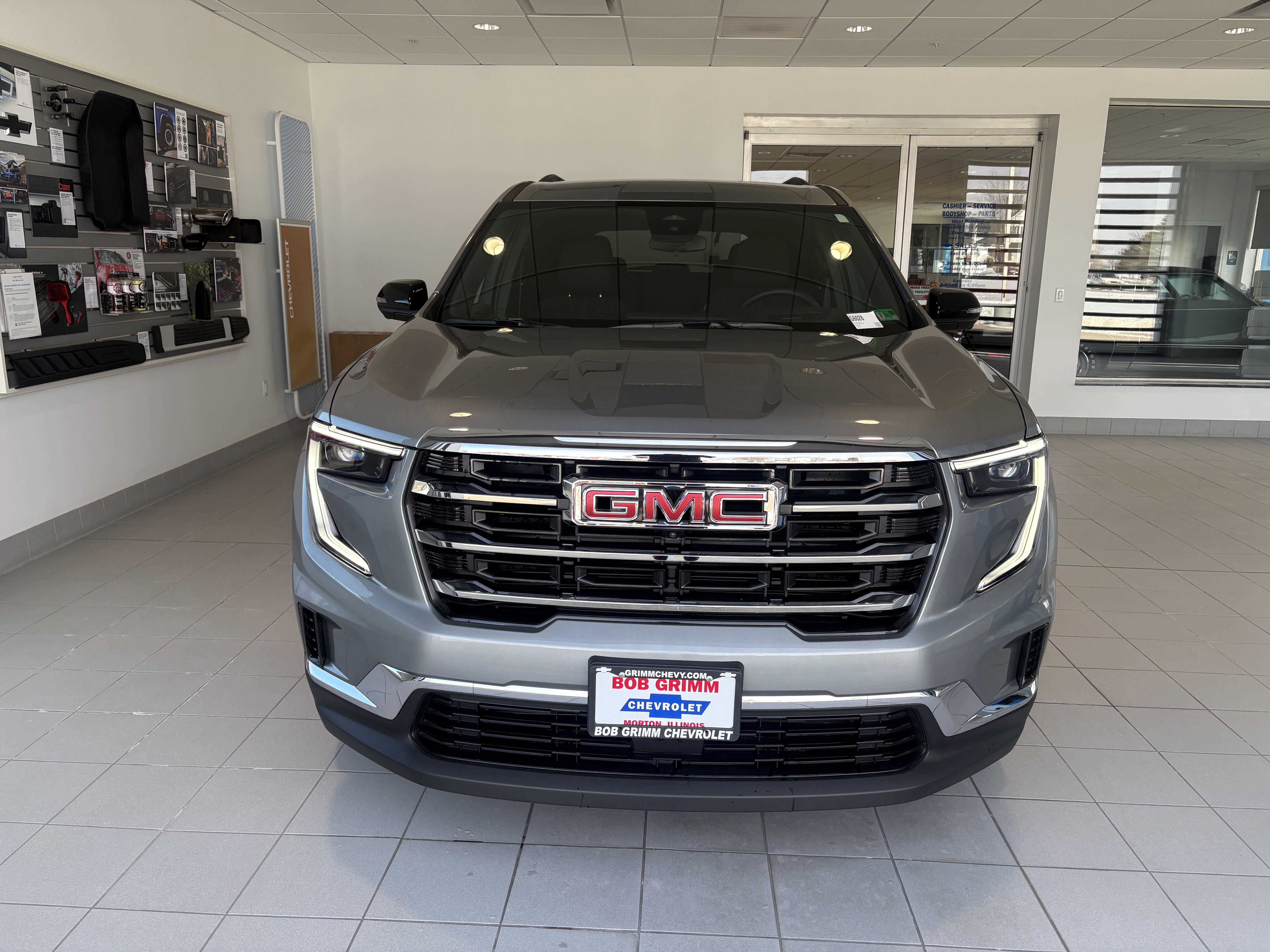 Used 2025 GMC Acadia Elevation image 5