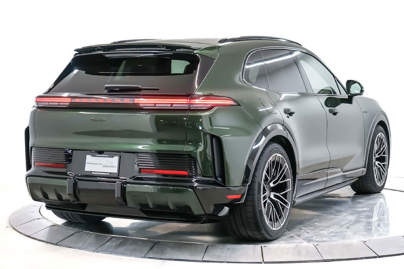 New 2026 Porsche Cayenne Turbo Electric AWD/4WD image 9