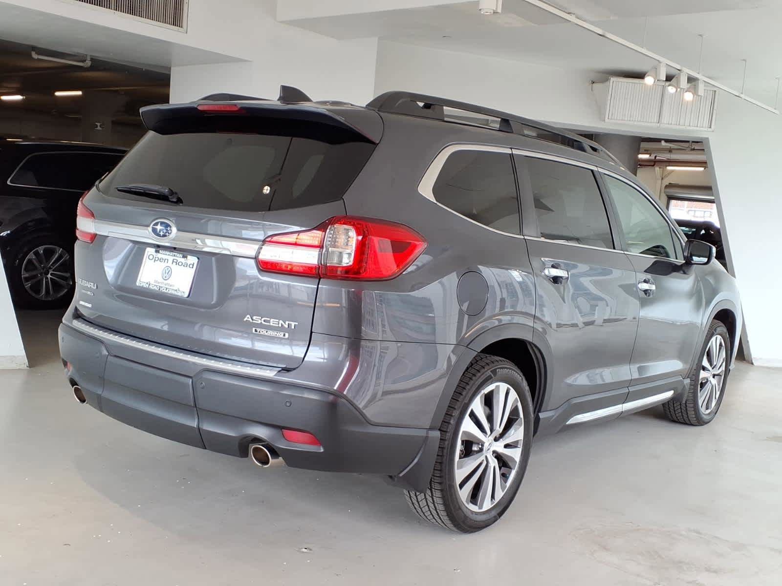 Used 2022 Subaru Ascent Touring AWD/4WD image 4