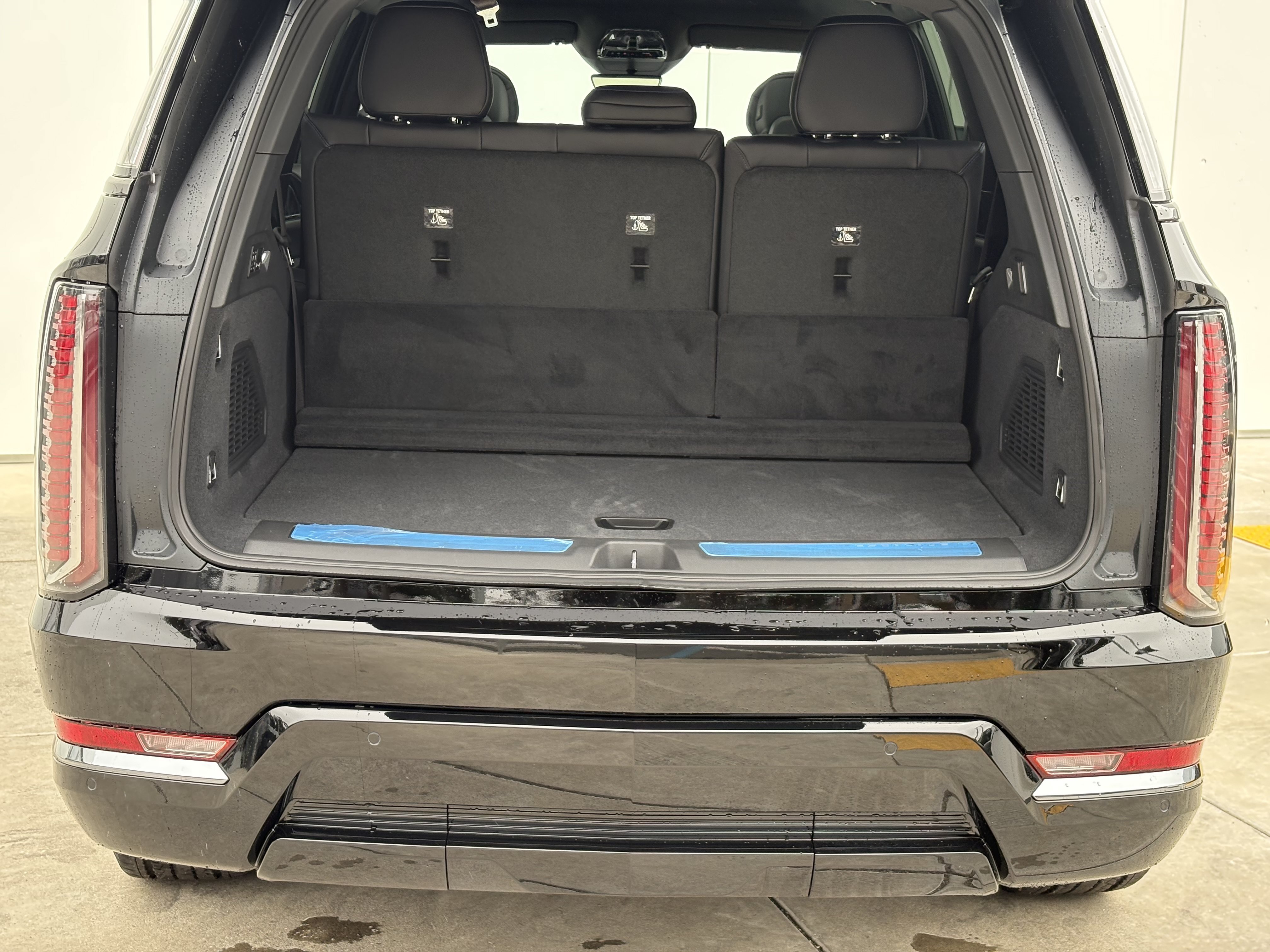 New 2026 Cadillac Escalade IQL Luxury AWD/4WD image 9