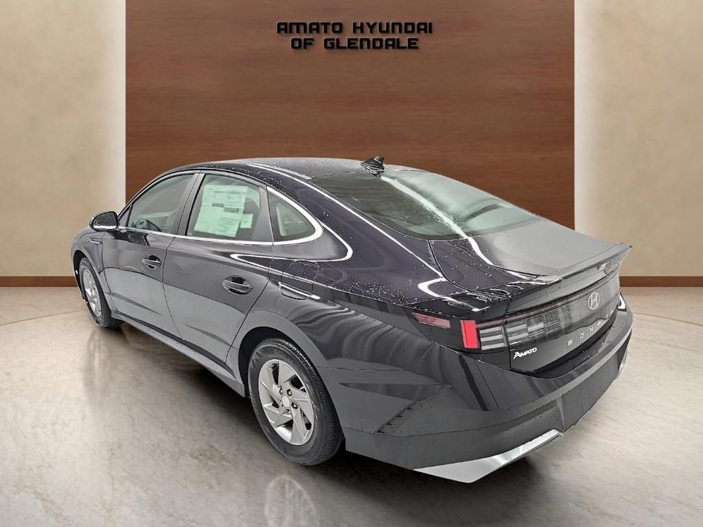 New 2026 Hyundai Sonata SE FWD image 4