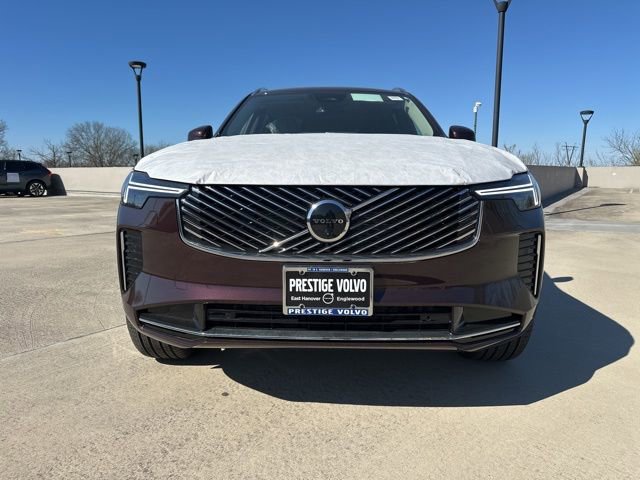 New 2026 Volvo XC90 B6 Plus w/ Protection Package Premier AWD/4WD image 2