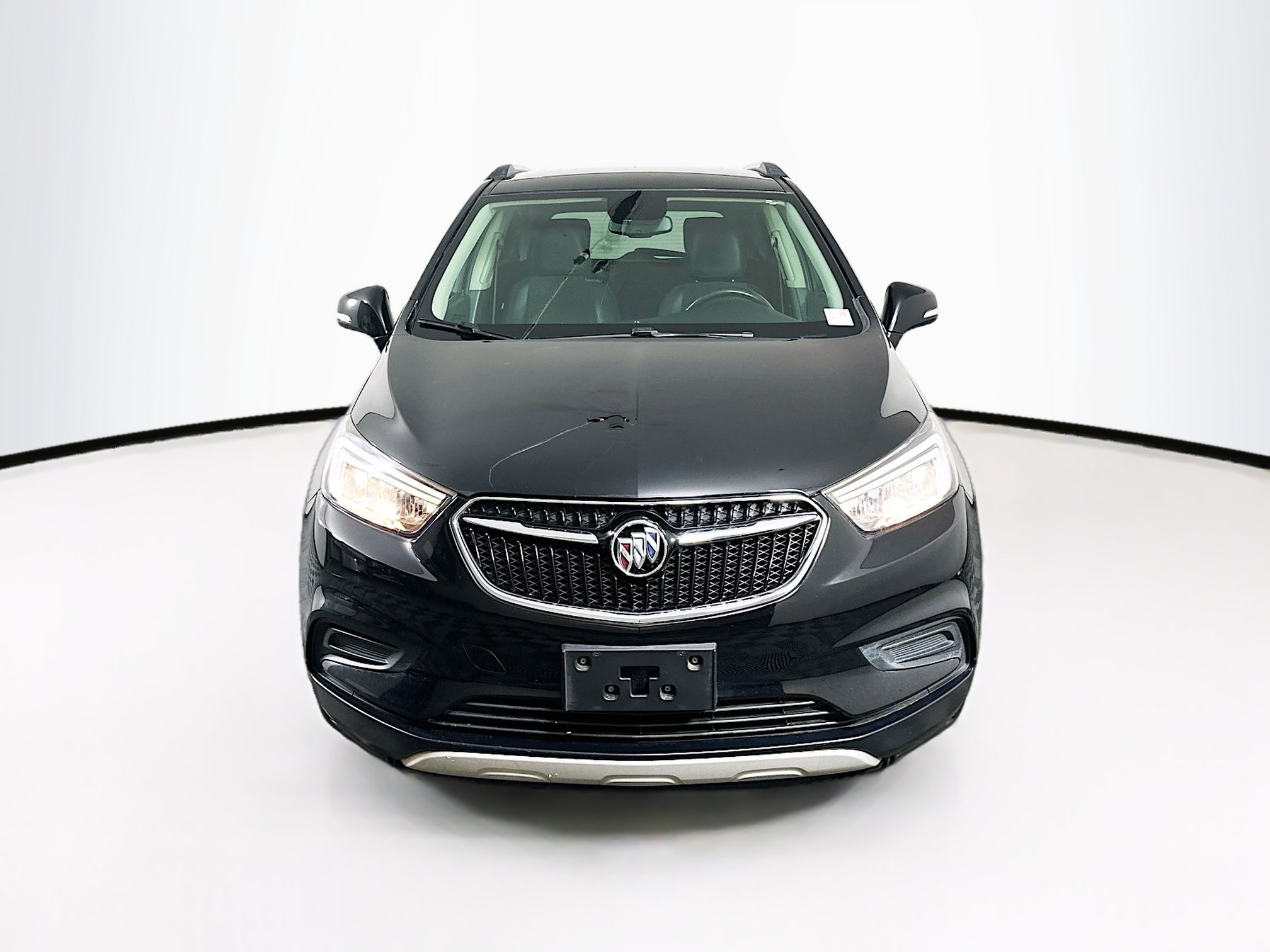 Used 2018 Buick Encore Preferred FWD image 2