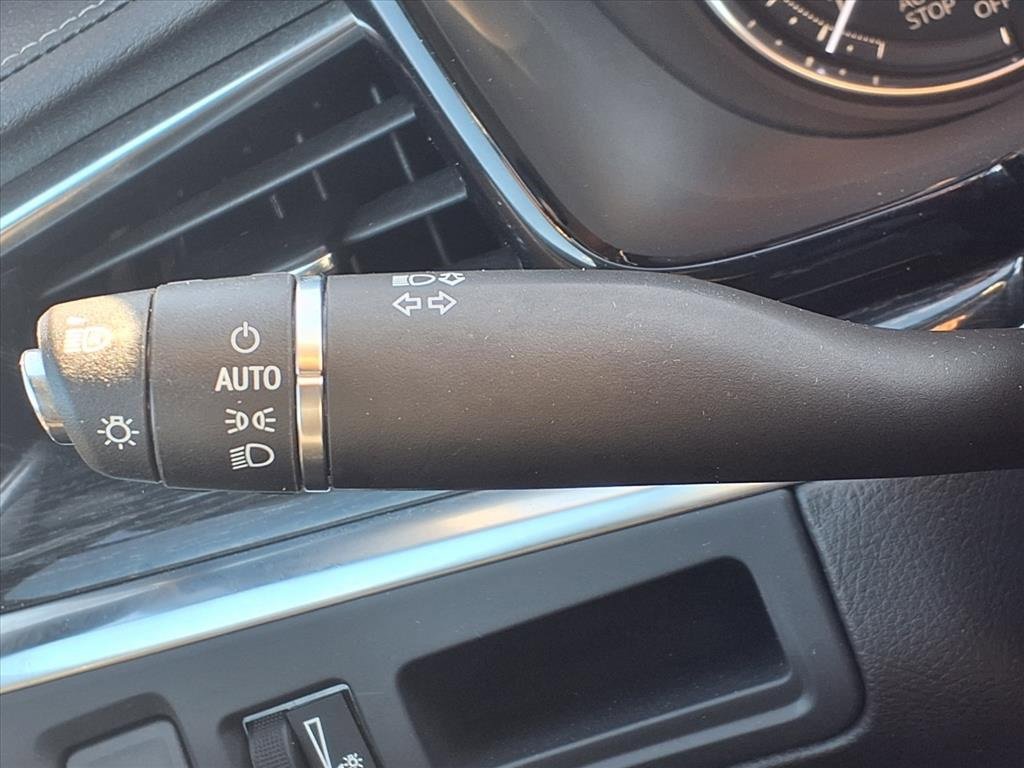 Used 2023 Cadillac XT5 Premium Luxury image 14