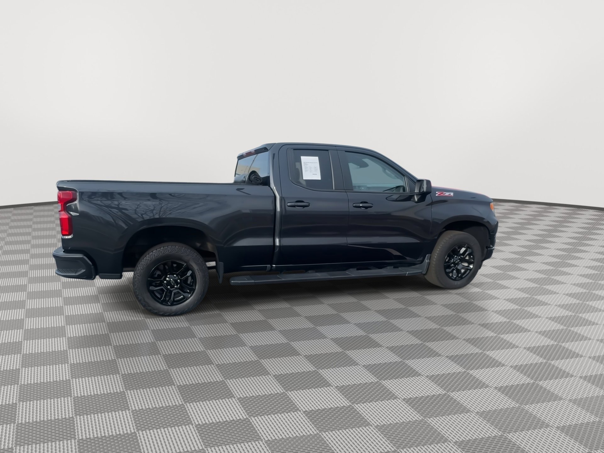 Used 2023 Chevrolet Silverado 1500 RST image 9