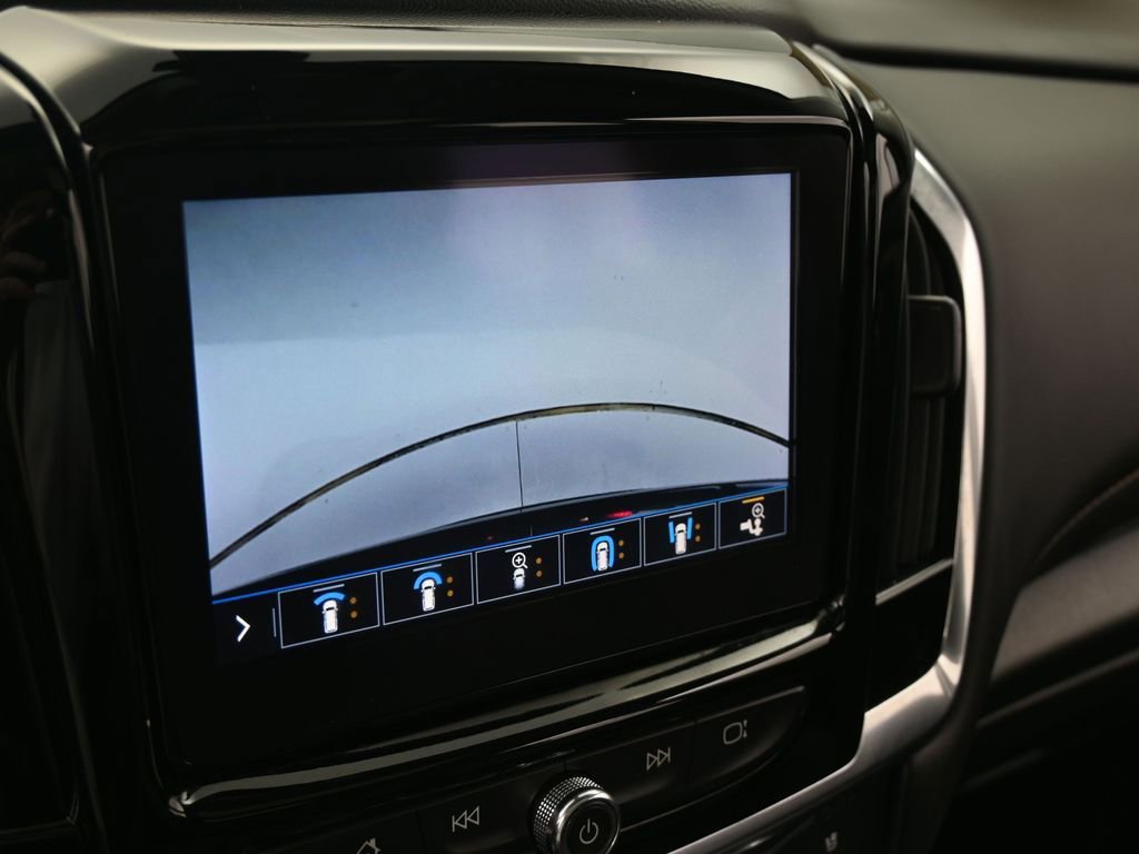 Used 2021 Chevrolet Traverse Premier w/ Redline Edition image 36