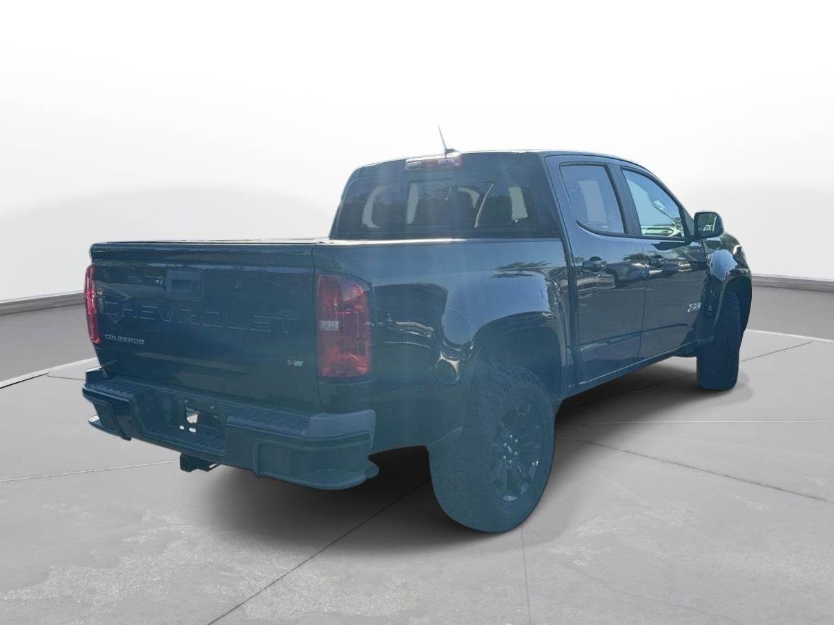 Used 2022 Chevrolet Colorado Z71 w/ Z71 Midnight Edition RWD image 6