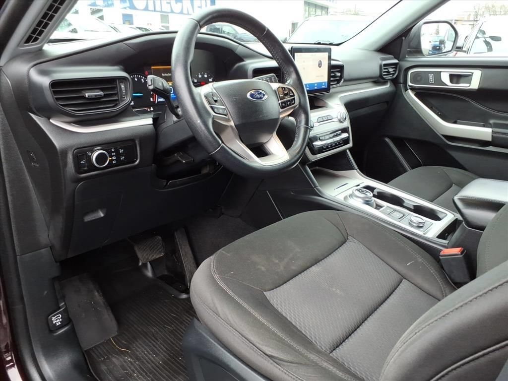 Certified 2023 Ford Explorer XLT AWD/4WD image 13