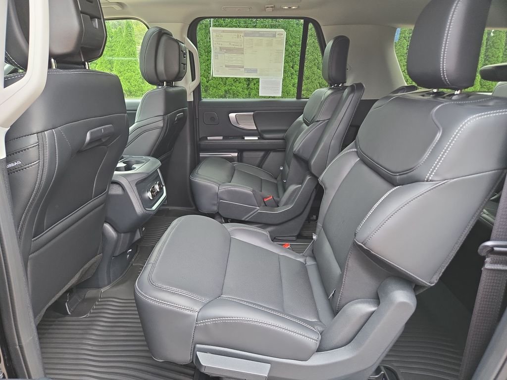 New 2027 Ford Expedition Max Platinum w/ Driver's Package AWD/4WD image 18