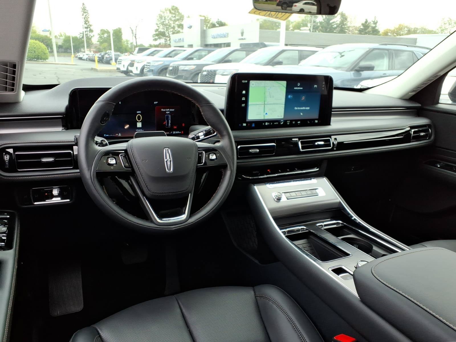 New 2026 Lincoln Aviator AWD w/ Jet Appearance Package image 6
