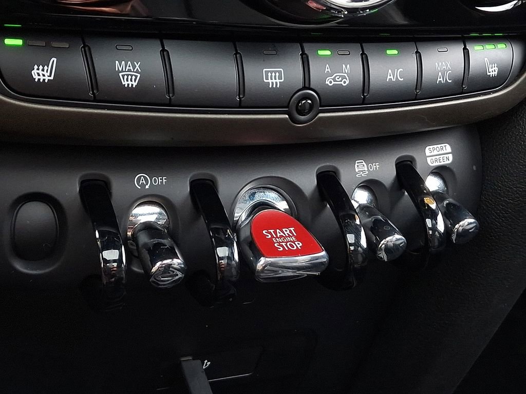 Used 2022 MINI Cooper Countryman S w/ Premium Package image 27