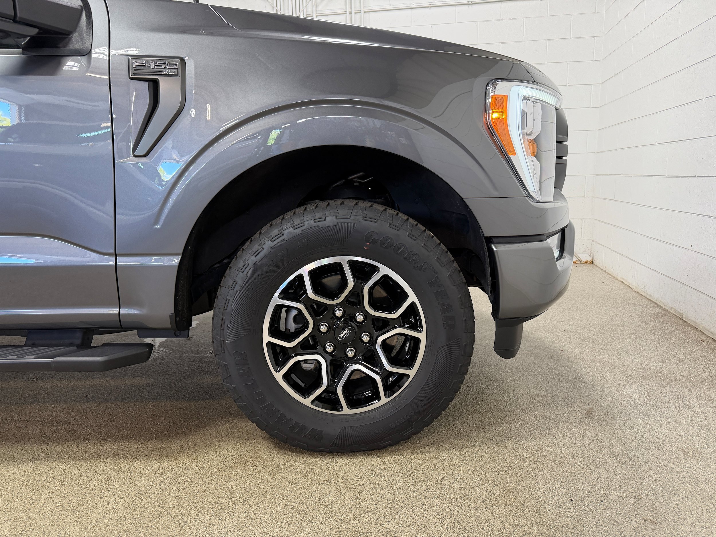 Used 2023 Ford F150 XLT w/ Equipment Group 302A High AWD/4WD image 44