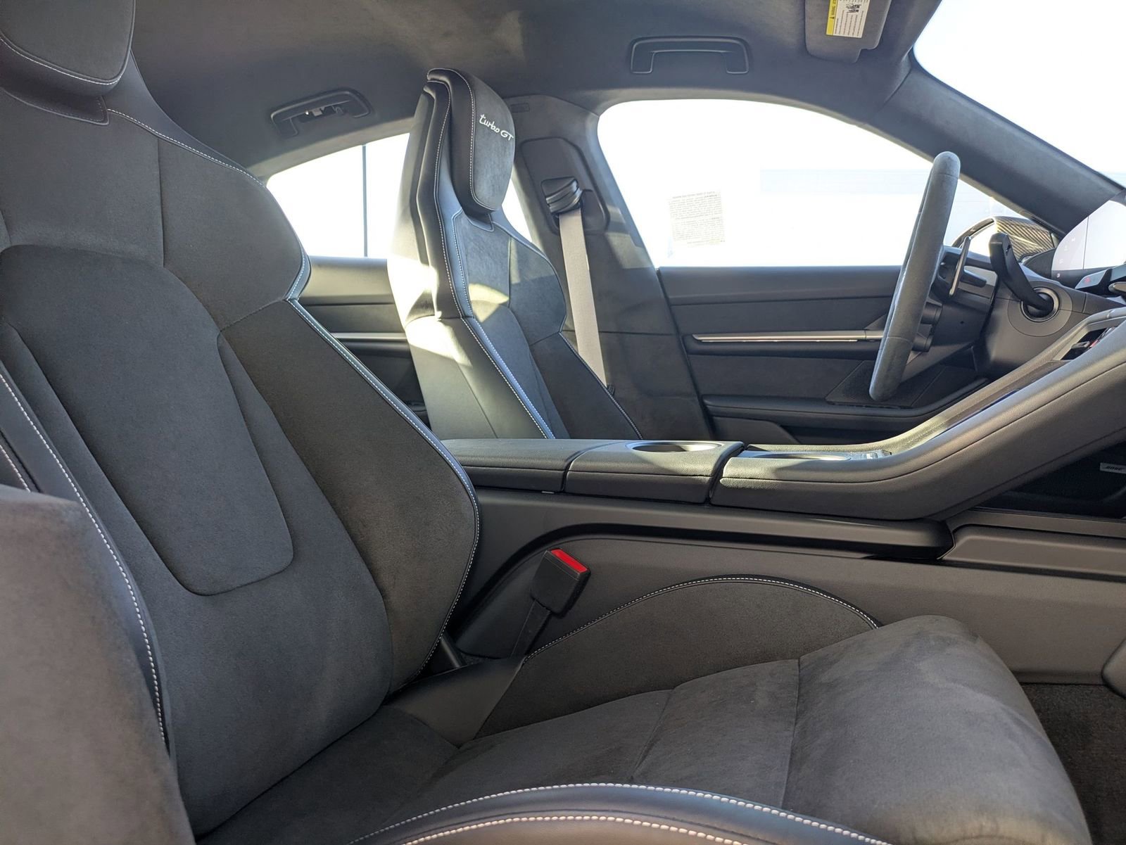 Certified 2025 Porsche Taycan Turbo GT image 28