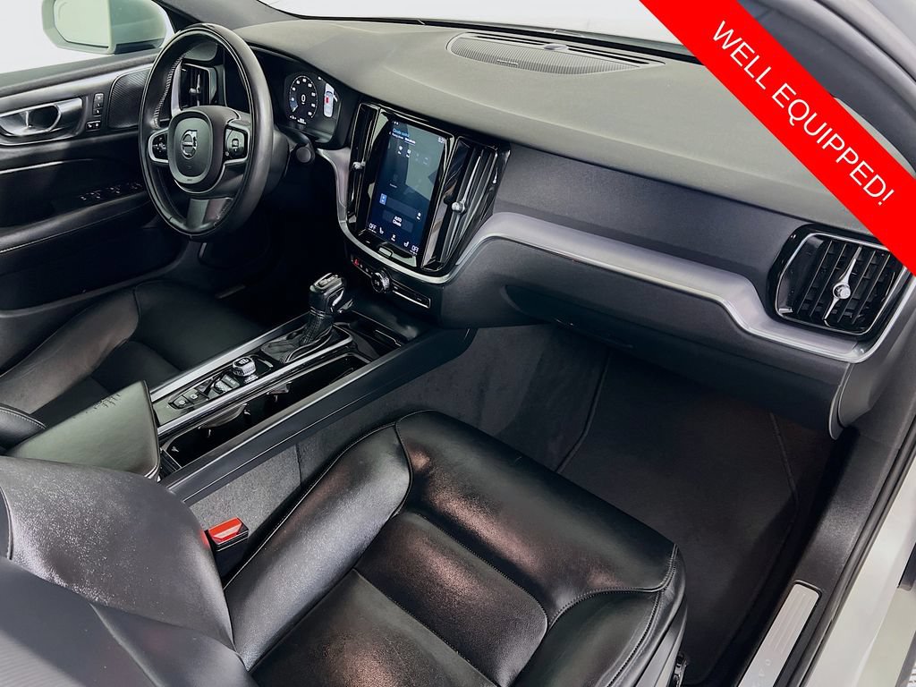 Used 2020 Volvo S60 T5 Momentum FWD image 27