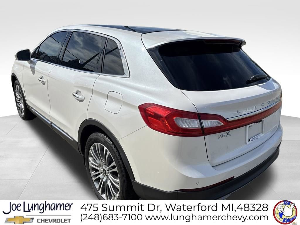 Used 2016 Lincoln MKX Reserve w/ Climate Package FWD image 6