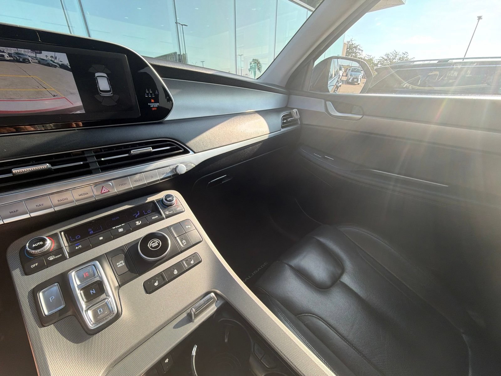 Used 2022 Hyundai Palisade SEL w/ Premium Package FWD image 18