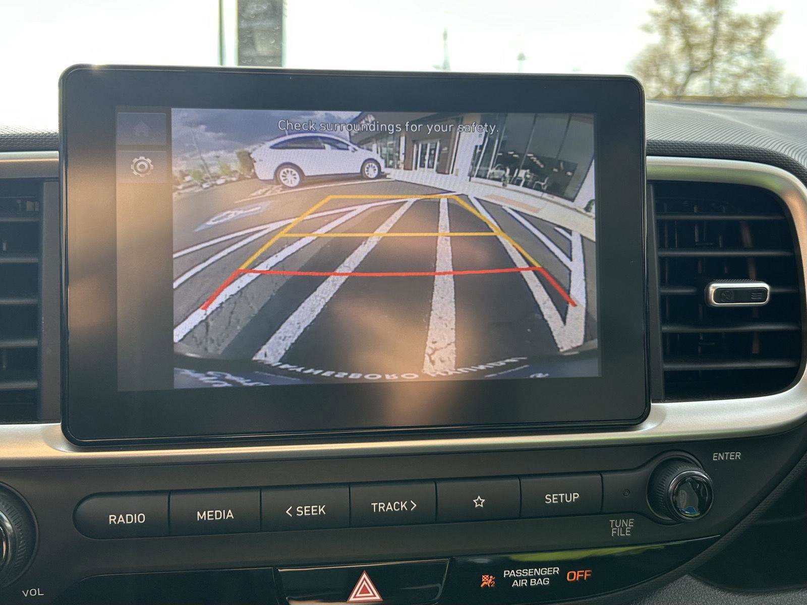 Certified 2024 Hyundai Venue SEL FWD image 17