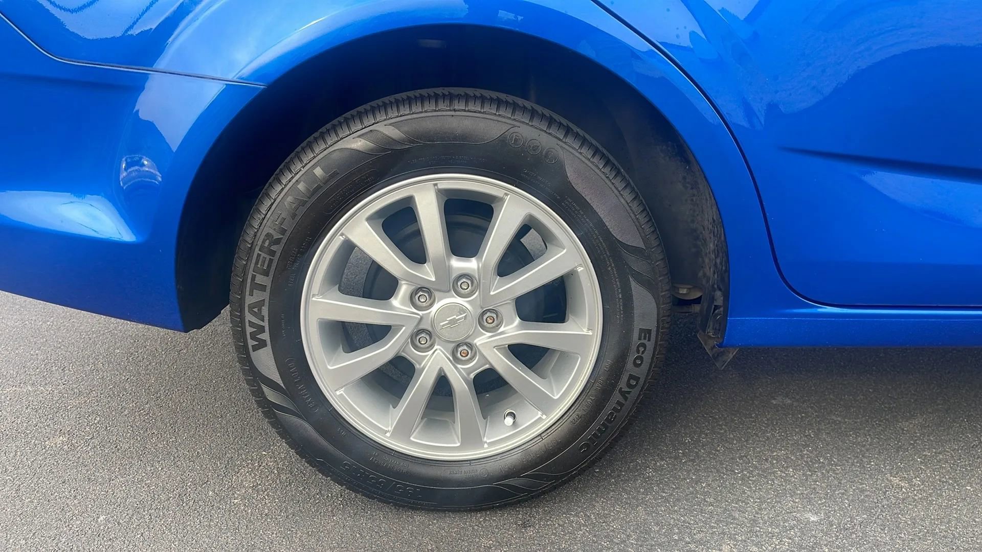 Used 2020 Chevrolet Sonic LT image 11