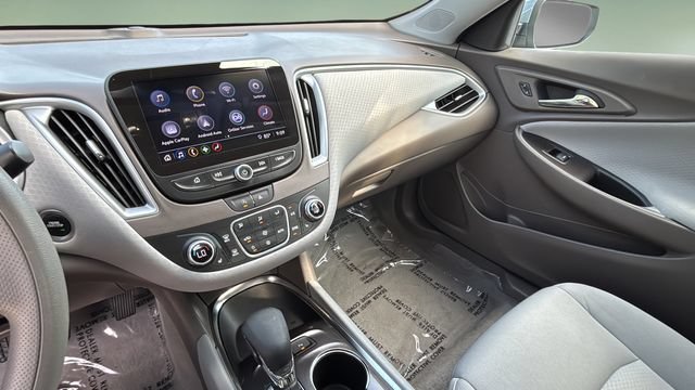 Used 2024 Chevrolet Malibu LT FWD image 24