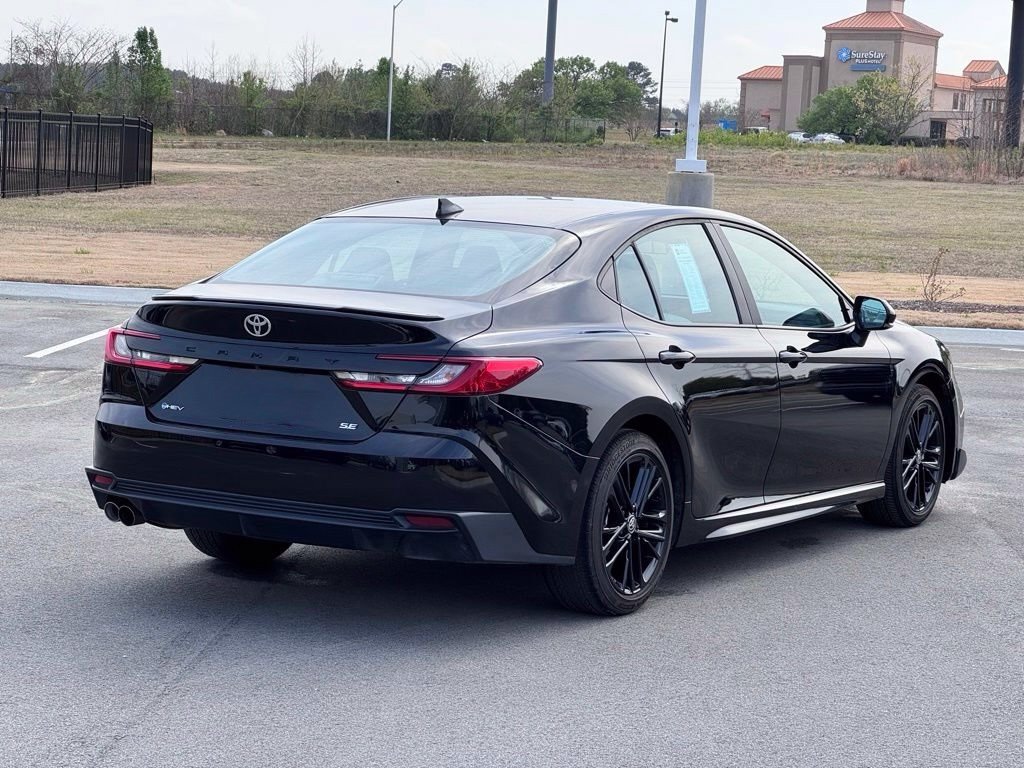Used 2025 Toyota Camry SE FWD image 8